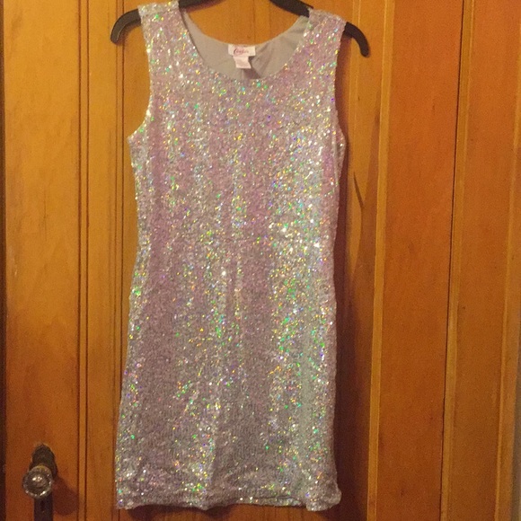 Dress - Picture 3 of 3